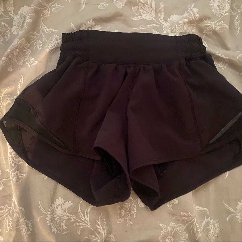 lululemon hotty hots